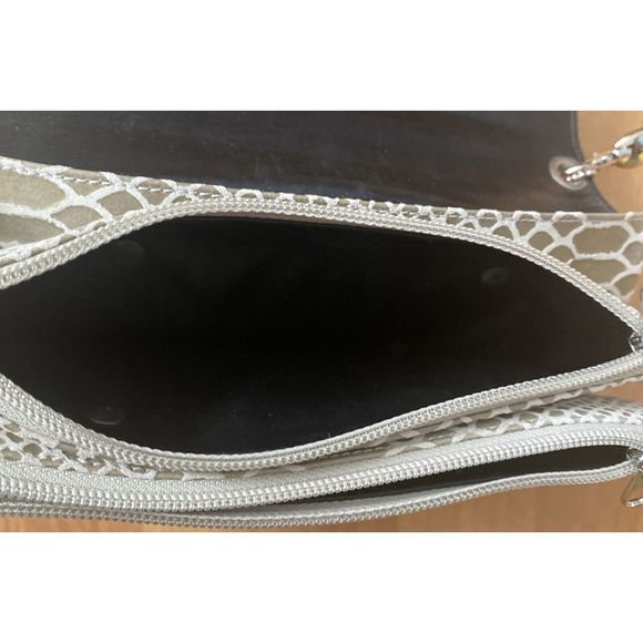 Vintage Due Fratelli Gray Leather Snakeskin Pattern Crossbody Bag Made Canada - Picture 9 of 10